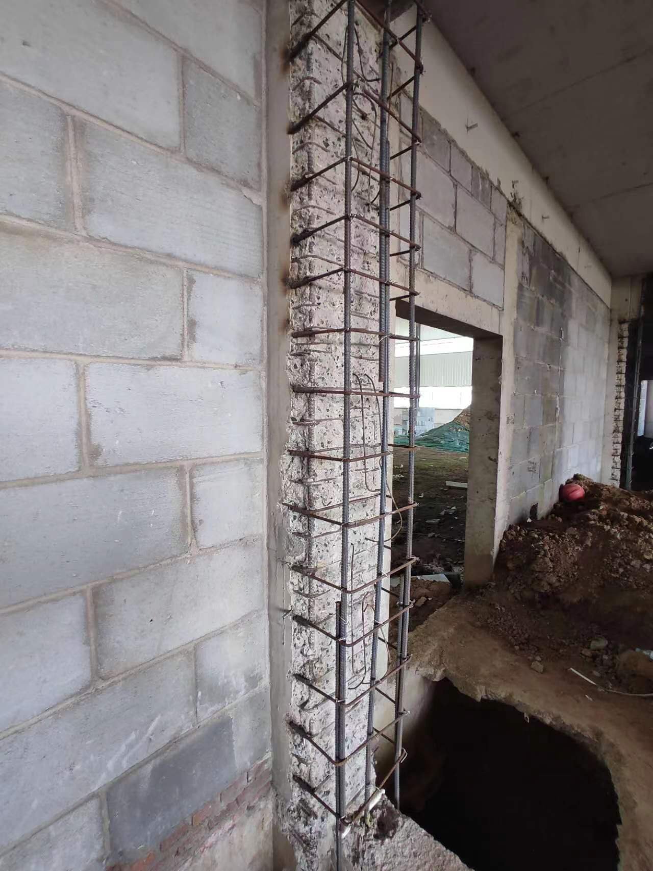 鄂尔多斯混凝土浇筑后多久可以拆模板